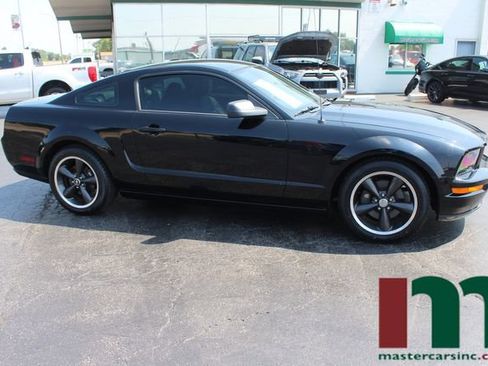 Used 2008 Ford Mustang GT Premium RWD image 1