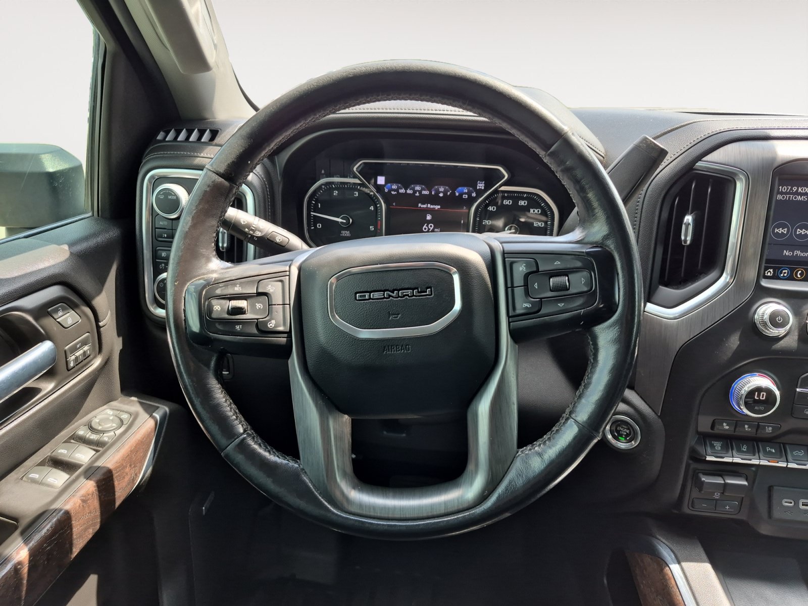 Used 2020 GMC Sierra 3500 Denali w/ Denali Ultimate Package AWD/4WD image 13
