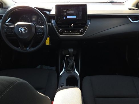 Used 2024 Toyota Corolla LE image 11