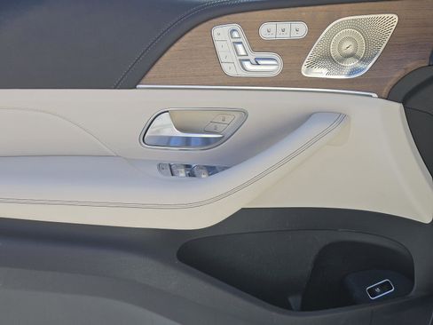 Certified 2021 Mercedes-Benz GLE 450 4MATIC image 19