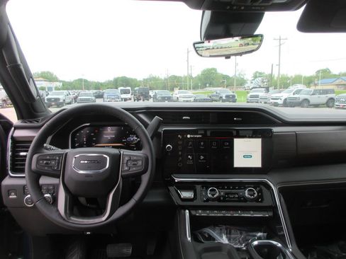 New 2026 GMC Sierra 2500 Denali Ultimate w/ Max Trailering Package AWD/4WD image 16