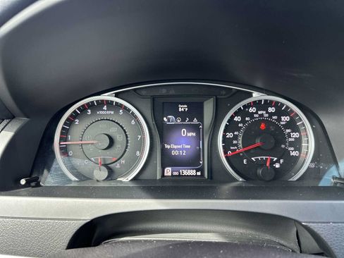 Used 2015 Toyota Camry FWD image 10