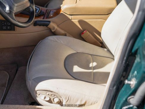 Used 1994 Jaguar XJ6 image 25