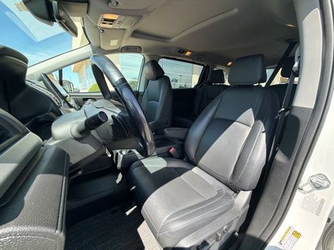 Used 2023 Honda Odyssey EX-L image 10