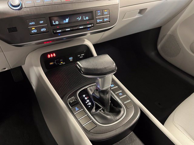Used 2025 Hyundai Kona SEL AWD/4WD image 29