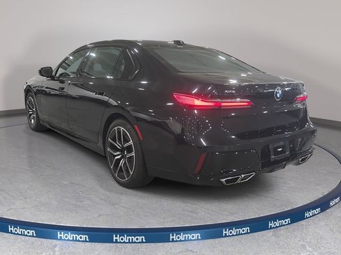 Certified 2023 BMW 760i xDrive AWD/4WD image 8