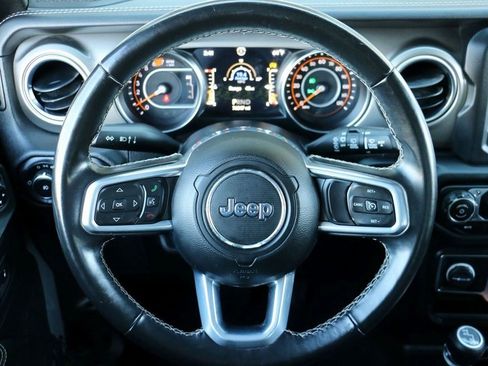 Used 2021 Jeep Wrangler Unlimited Sahara image 20