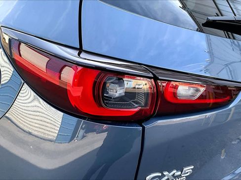Used 2023 MAZDA CX-5 Carbon Edition image 27