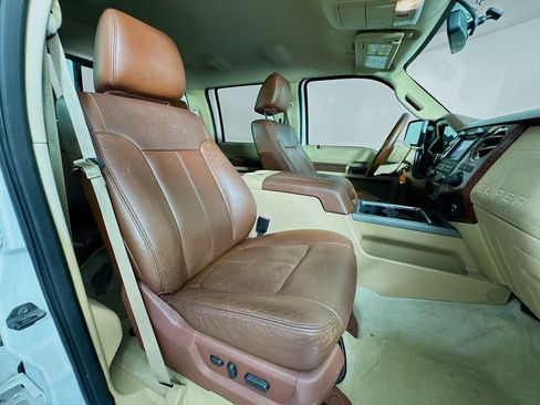 Used 2011 Ford F350 King Ranch w/ King Ranch w/Chrome Pkg AWD/4WD image 34