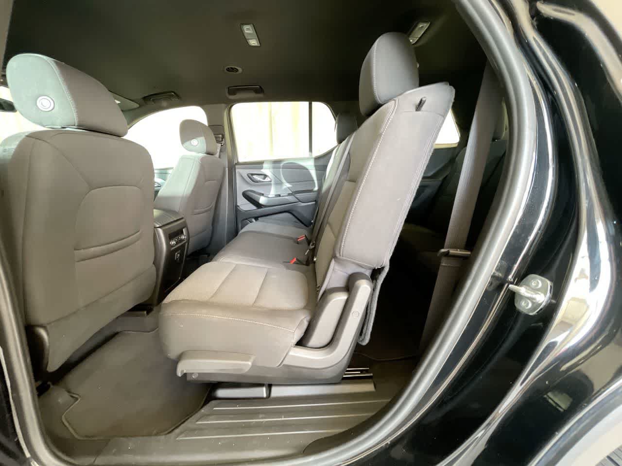 Used 2023 Chevrolet Traverse LT AWD/4WD image 22