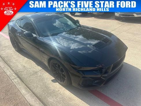 Used 2024 Ford Mustang GT Premium RWD image 3