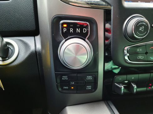 Used 2018 RAM 1500 Sport image 13