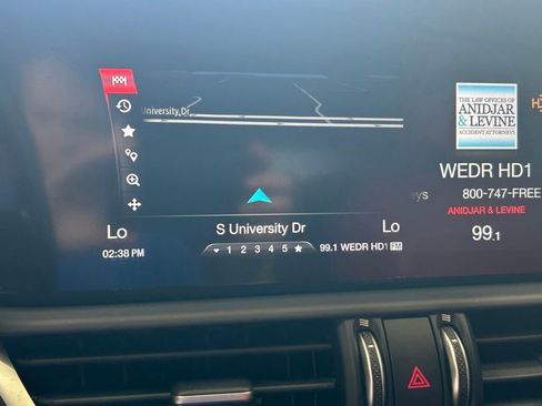 Used 2018 Alfa Romeo Giulia RWD image 10