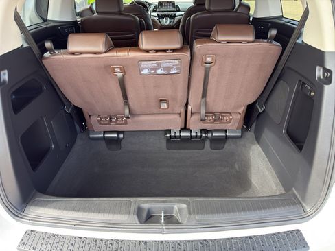 Used 2025 Honda Odyssey Touring image 18