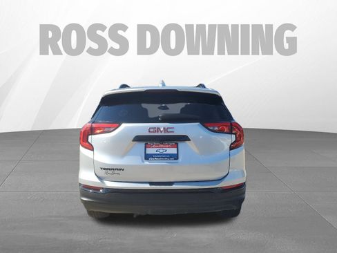 Used 2020 GMC Terrain SLT w/ Elevation Edition image 5