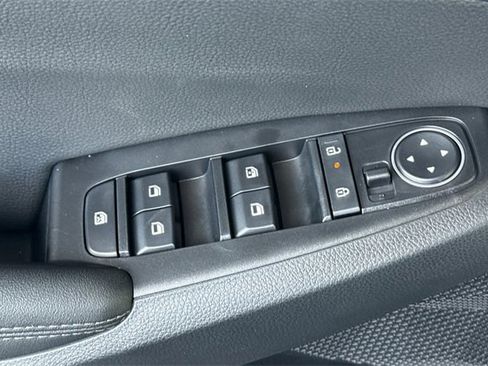 New 2026 Kia Seltos S image 13