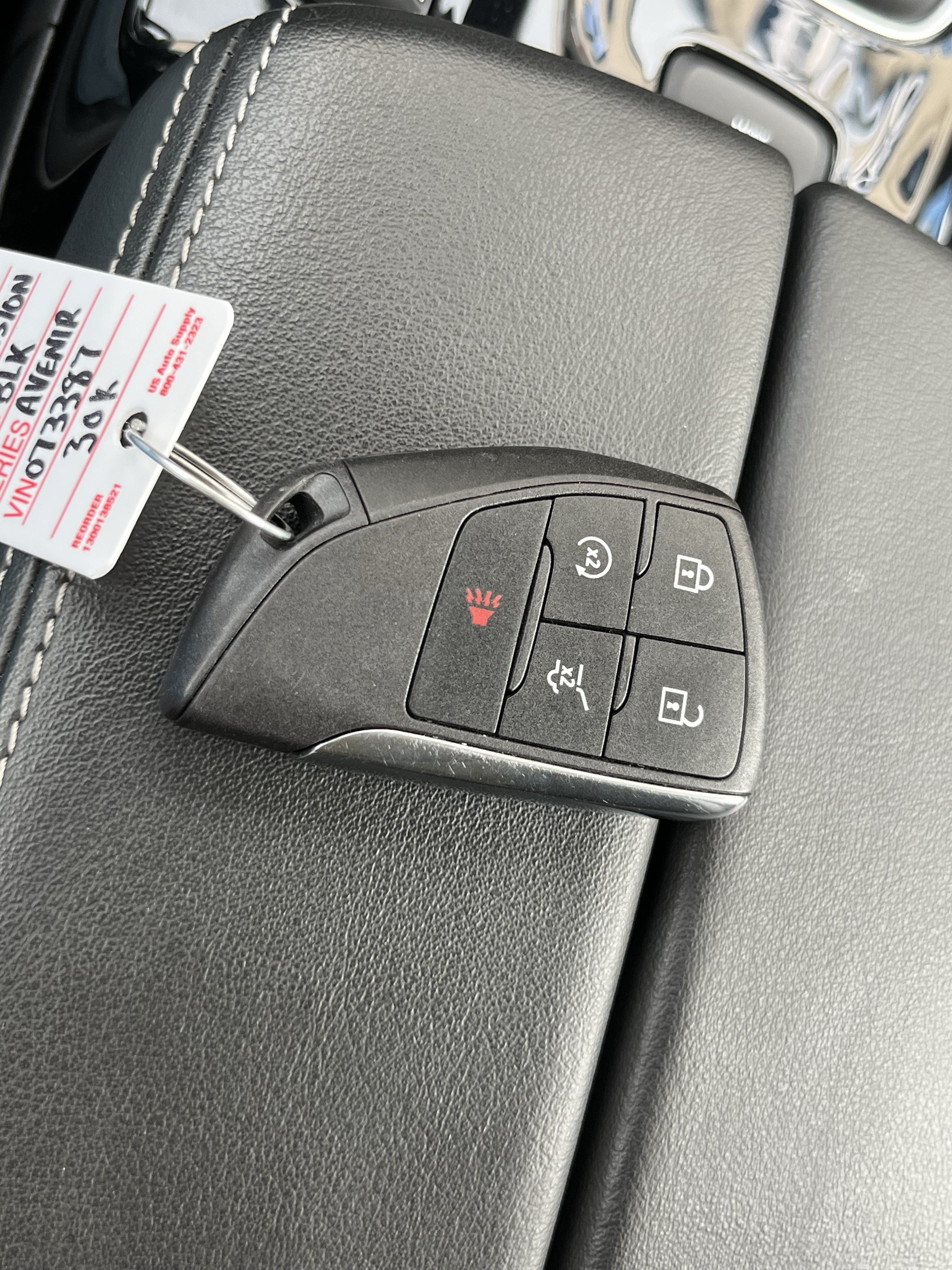 Used 2023 Buick Envision Avenir AWD/4WD image 37