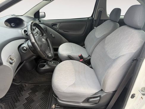 Used 2004 Toyota Echo Coupe image 9