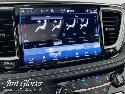 New 2026 Chrysler Pacifica Limited w/ S Appearance Package image 33