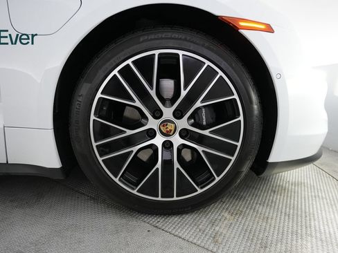 Used 2023 Porsche Taycan RWD image 20