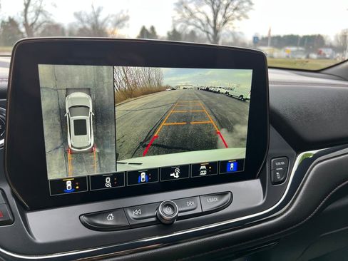 Used 2024 Chevrolet Blazer RS w/ Driver Confidence II Package image 18