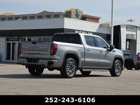 Used 2024 GMC Sierra 1500 Denali Ultimate AWD/4WD image 7