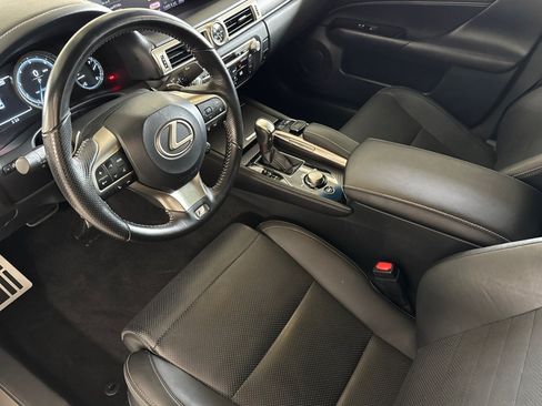 Used 2018 Lexus GS 350 F Sport RWD image 4