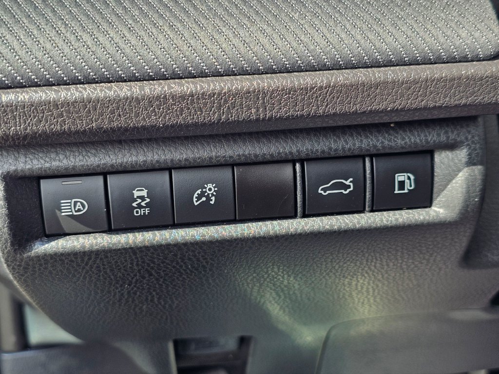 Certified 2025 Toyota Camry SE w/ Convenience Package AWD/4WD image 30