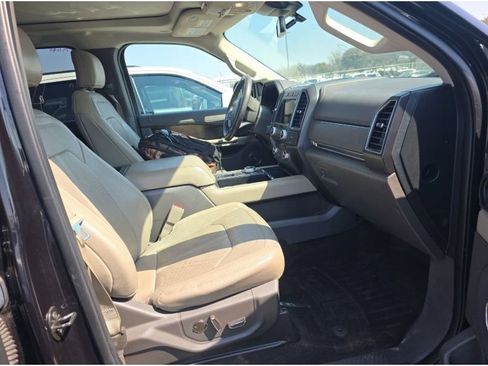 Used 2019 Ford Expedition Limited w/ Texas Edition Package image 15