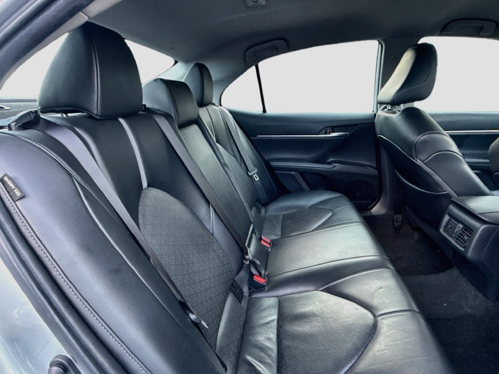 Used 2022 Toyota Camry XSE FWD image 29
