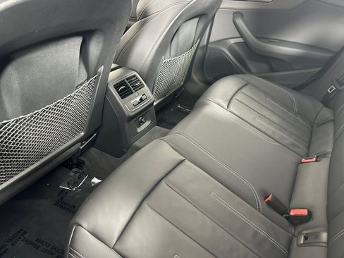 Used 2023 Audi A4 2.0T Premium w/ Convenience Package image 11