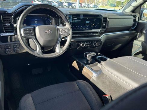 Used 2023 Chevrolet Silverado 1500 RST w/ Z71 Off-Road Package image 19