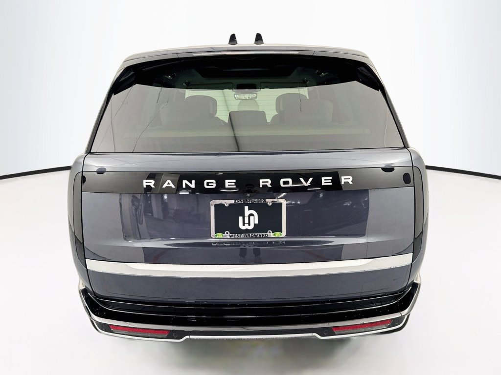 New 2027 Land Rover Range Rover Long Wheelbase Autobiography AWD/4WD image 6