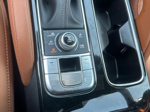 Used 2024 Kia Telluride SX X-Line image 31