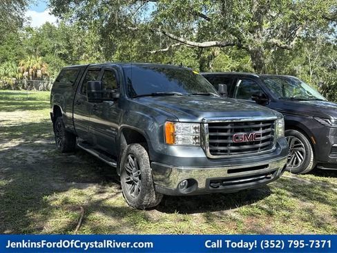 Used 2008 GMC Sierra 2500 SLE w/ SLE2 Preferred Package AWD/4WD image 1