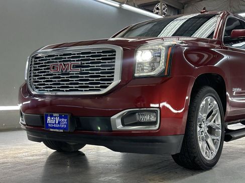 Used 2019 GMC Yukon Denali w/ Denali Ultimate Package RWD image 4