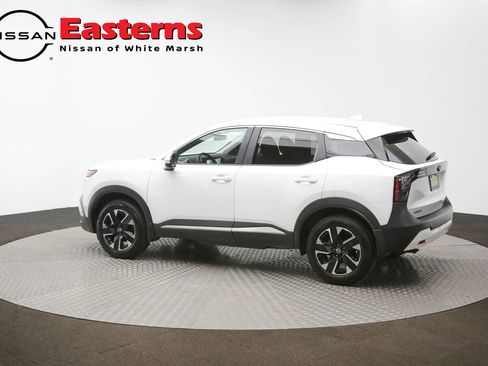 Used 2025 Nissan Kicks SV image 60