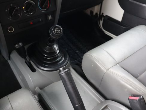 Used 2008 Jeep Wrangler X AWD/4WD image 15
