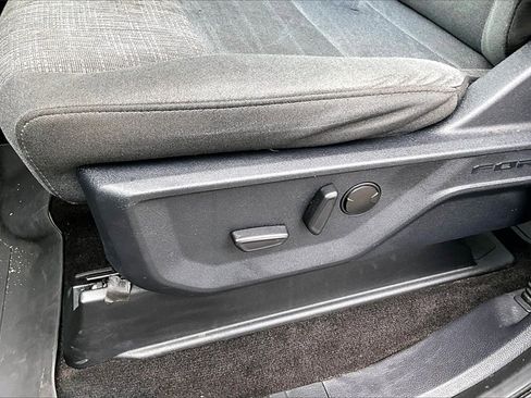 Used 2022 Ford F150 XLT w/ Equipment Group 302A High image 39