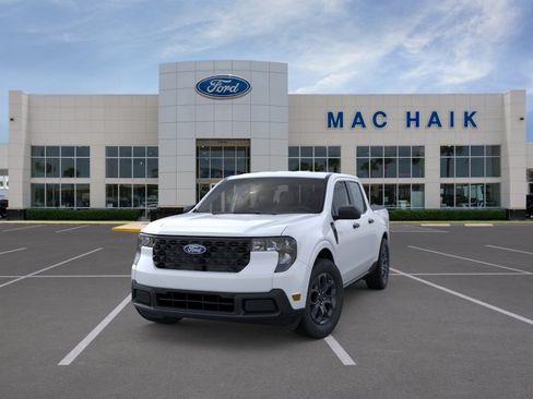 New 2026 Ford Maverick XLT FWD image 2