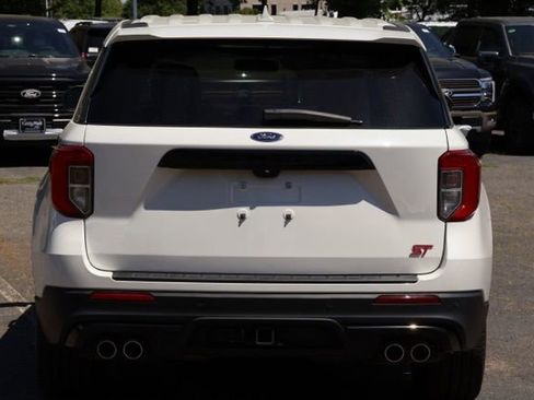 Certified 2022 Ford Explorer ST w/ Equipment Group 401A AWD/4WD image 4