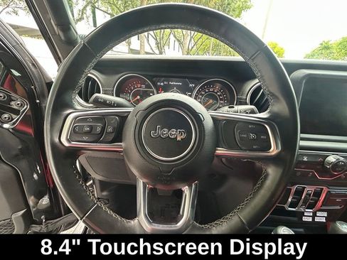 Used 2018 Jeep Wrangler Unlimited Sahara AWD/4WD image 17