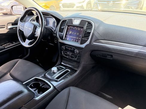 Used 2019 Chrysler 300 Touring w/ Sport Appearance Package RWD image 12