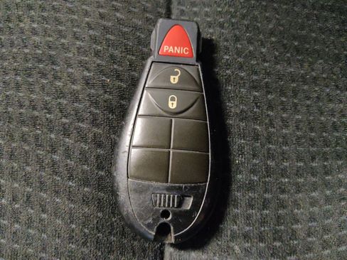 Used 2016 Dodge Grand Caravan SE w/ Quick Order Package 29E SE image 32