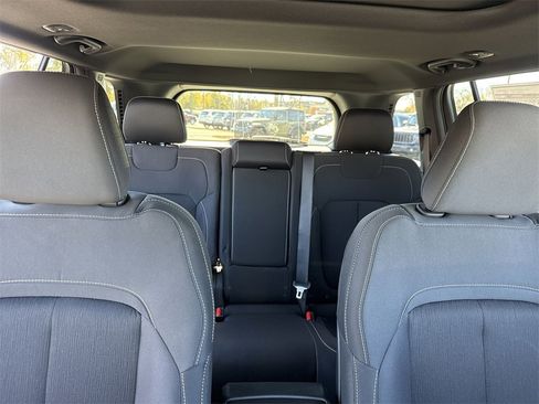 New 2025 Jeep Grand Cherokee Laredo X image 28