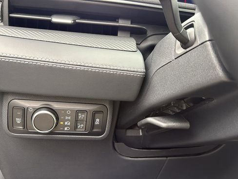 Used 2024 Ford Mustang Mach-E Select w/ Comfort Package Lite image 18