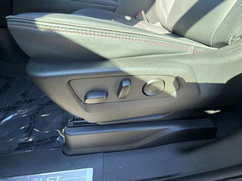 Used 2025 Chevrolet Tahoe RST w/ Comfort Package image 14