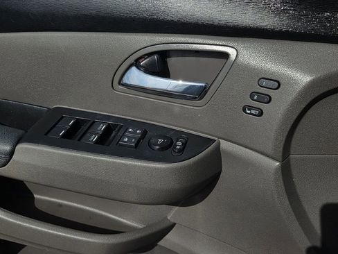 Used 2016 Honda Odyssey Touring image 18