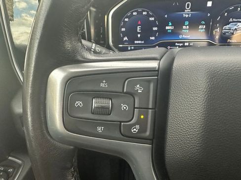 Used 2022 Chevrolet Silverado 1500 LT image 11