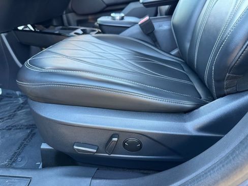 Used 2021 Ford Mustang Mach-E Select w/ Comfort/Appearance Package image 16